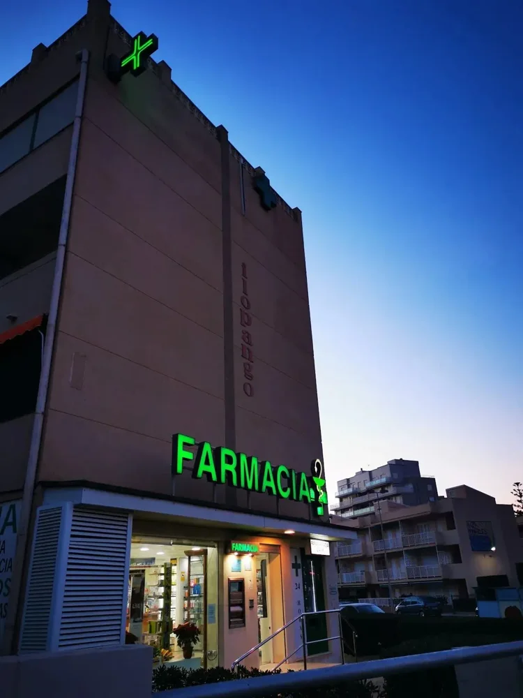 Exterior de Farmacia Plaza Bohemia, La Manga
