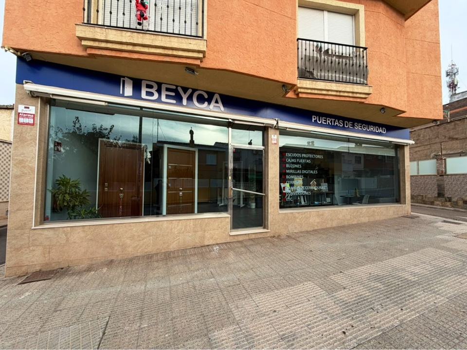 BEYCA puertas de seguridad: fotografía 8
