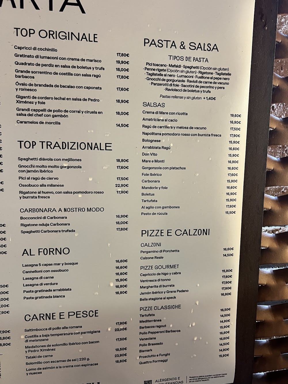 La Famiglia se sienta a la mesa · carta, página 5