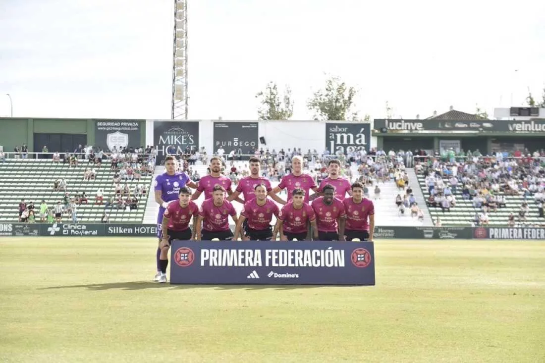 Imagen de la fuente asociada a: El FC Cartagena sobrevive a un partido de locura en Antequera y rescata un empate (1-1) con un gol de Nacho Martínez