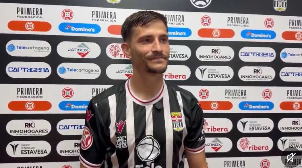 Imagen de la fuente asociada a: Toni Villa tras la victoria del FC Cartagena: «Reencontrarme con el gol me da la confianza que necesitaba»