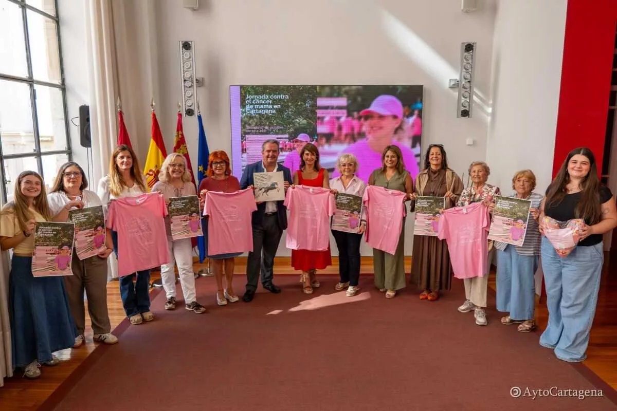 Imagen de la fuente asociada a: Cartagena se teñirá de rosa este sábado con una marcha solidaria contra el cáncer de mama