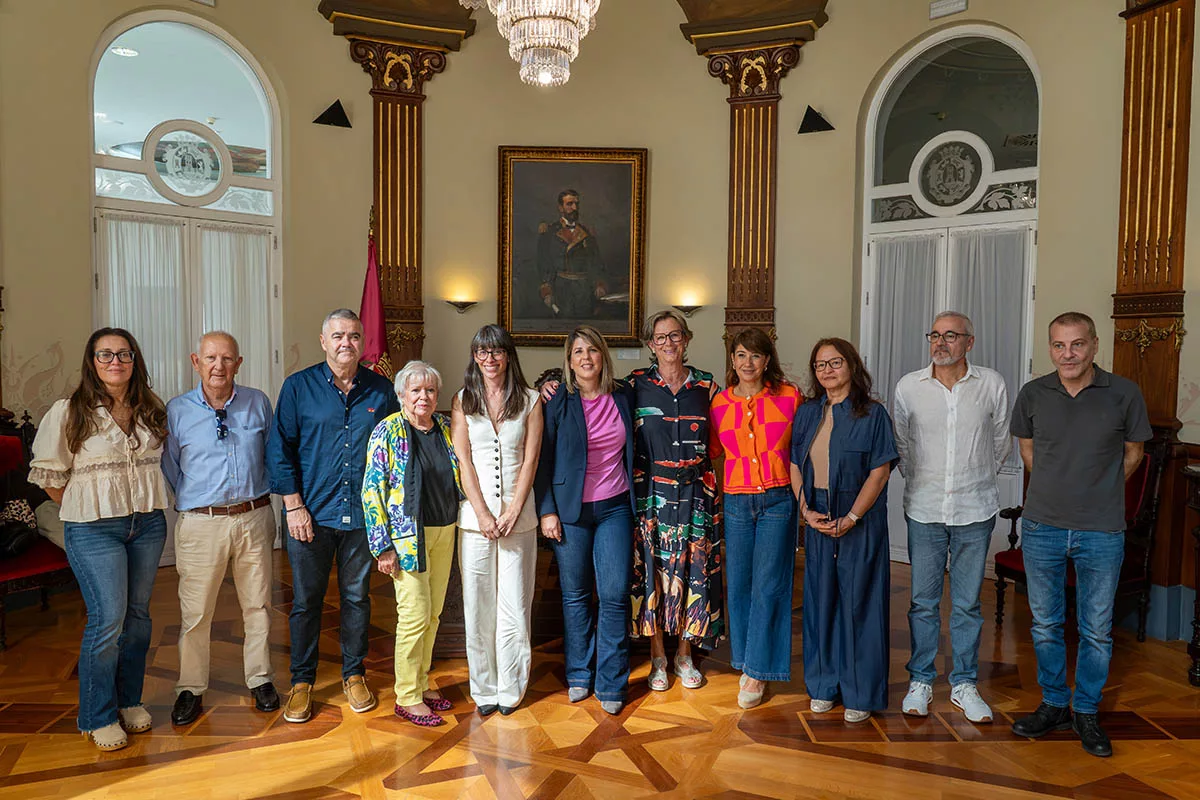 Imagen de la fuente asociada a: Astus presenta su nueva Junta Directiva al Ayuntamiento de Cartagena