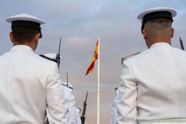 Imagen de la fuente asociada a: Más de 500 civiles jurarán Bandera este sábado en el Puerto de Cartagena por el 300 aniversario de los Departamentos Marítimos