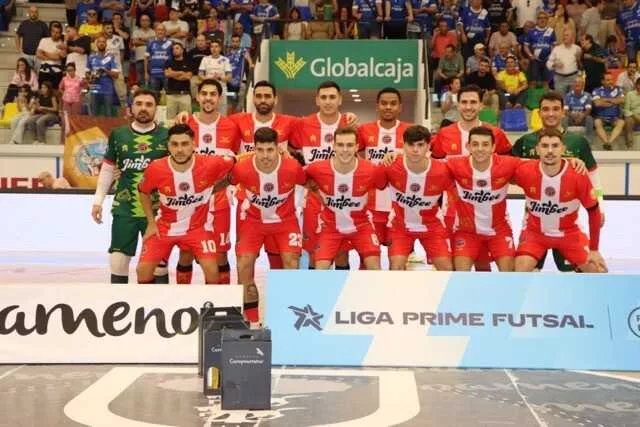Imagen de la fuente asociada a: El Jimbee Cartagena sufre una duro correctivo ante el Manzanares (8-1) en una tarde para olvidar