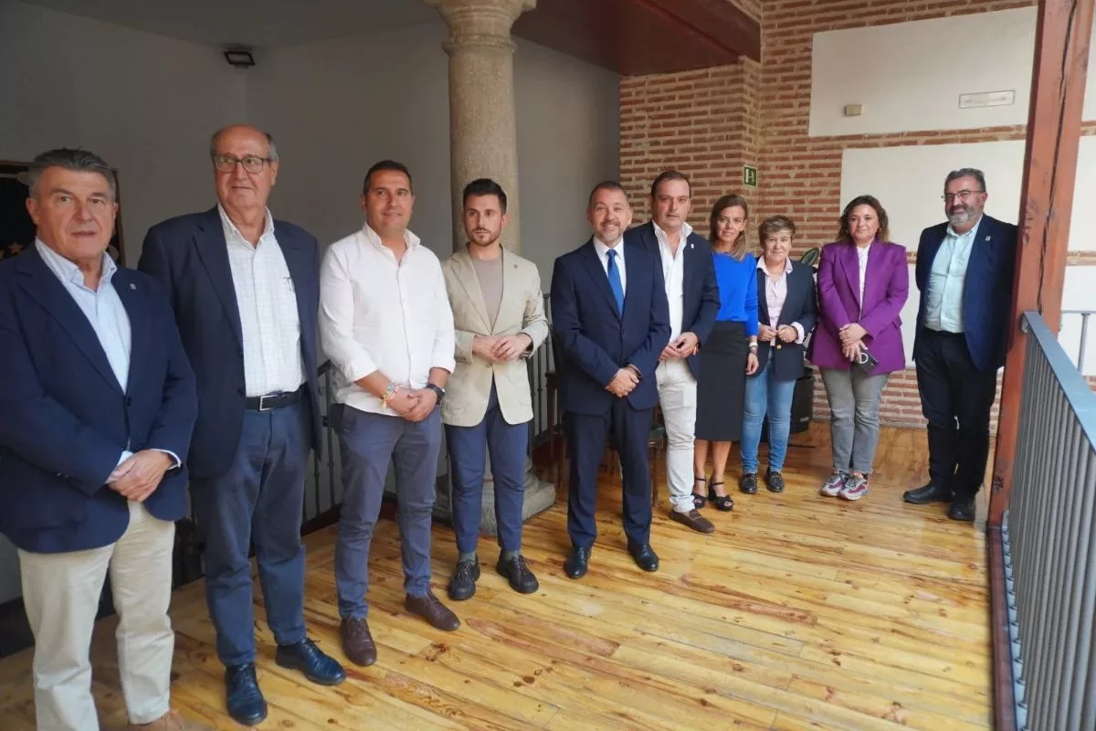 Imagen de la fuente asociada a: El Ayuntamiento participa en un encuentro sobre la aplicación de la inteligencia artificial para promocionar el turismo