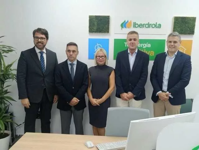 Imagen de la fuente asociada a: Iberdrola refuerza la atención a sus clientes con un nuevo punto en Cartagena