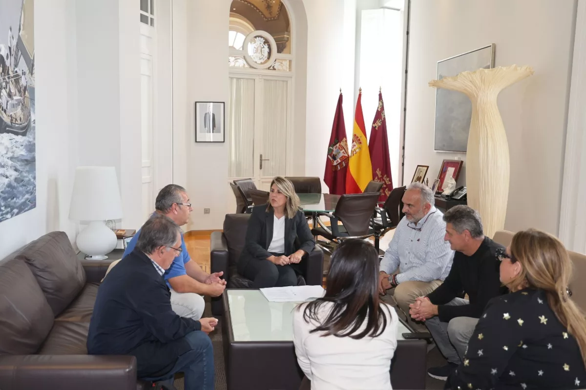 Imagen de la fuente asociada a: Cartagena acogerá el XIV Congreso del Cultivo de la Garrofa