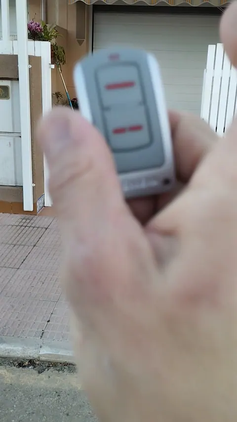 BEYCA puertas de seguridad, instaladores de sistemas de seguridad en Cartagena