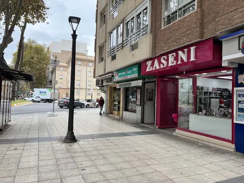 ZASENI Cartagena - Alfonso XIII, tienda de suministros para peluquería en Cartagena