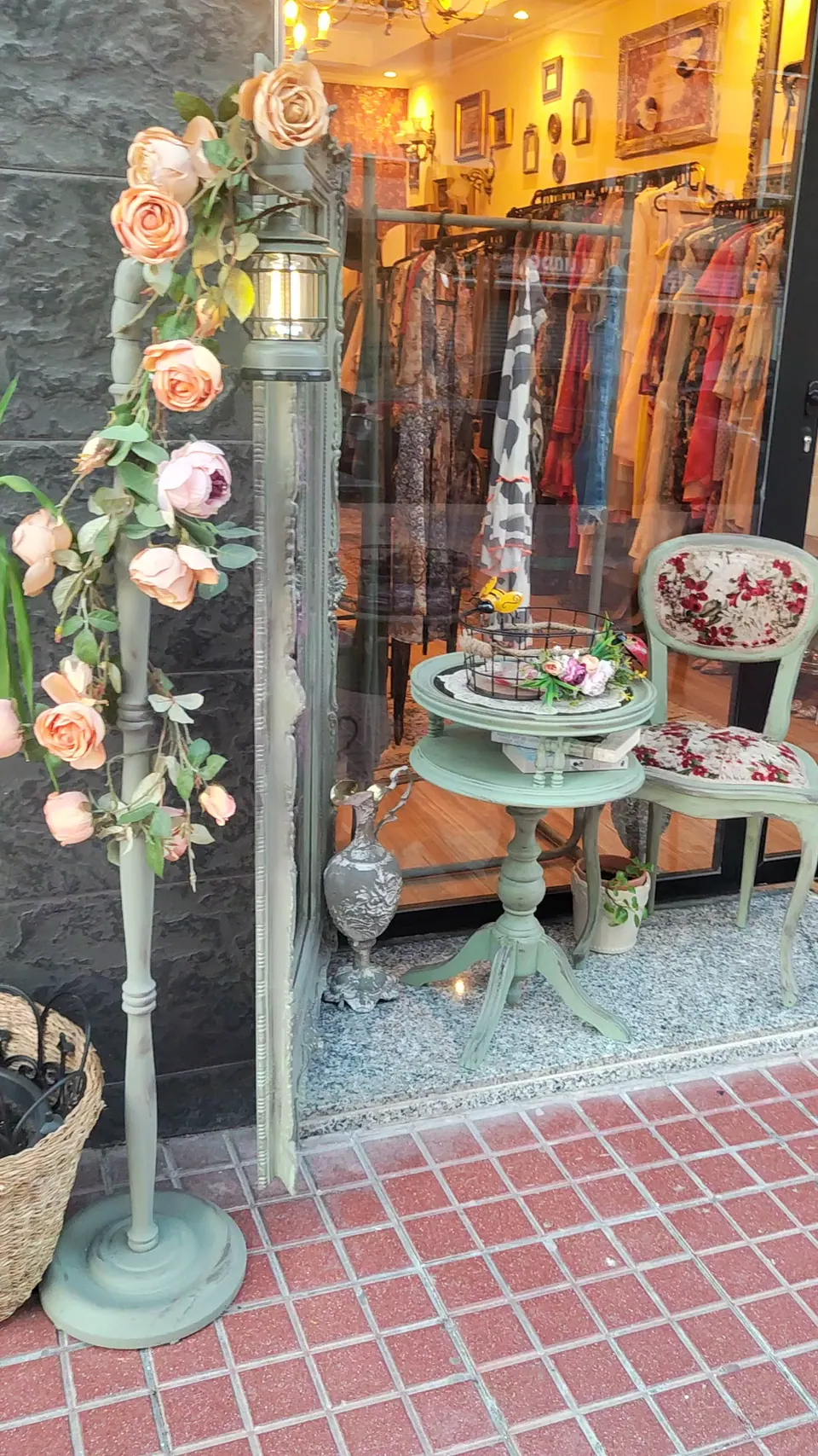 ODRA Ropa con Historia, tienda de segunda mano en Cartagena
